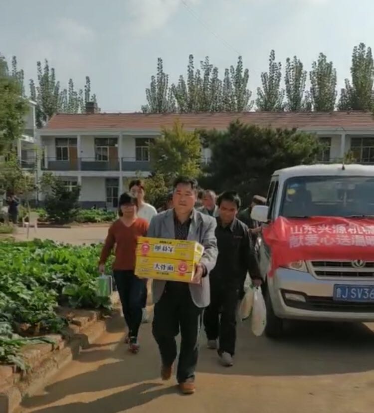 山東興源機(jī)械有限公司|起重機(jī)|行車|山東興源機(jī)械|單梁起重機(jī)|電動(dòng)葫蘆|起重配件|m.yong-xiong.com.cn|xyqzj|xyqzj.com|興源起重機(jī)|興源|起重機(jī)行車|起重設(shè)備|起重機(jī)械